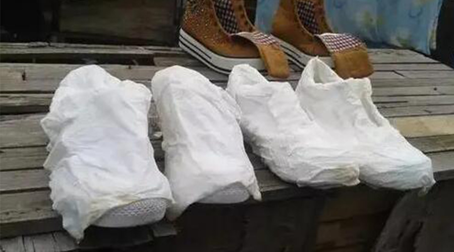 白鞋洗完如何防止變黃？衣物烘干機來(lái)拯救！